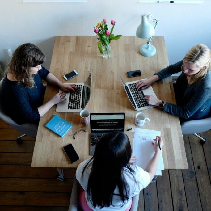 Planning éditorial réseaux sociaux pour PME locale
